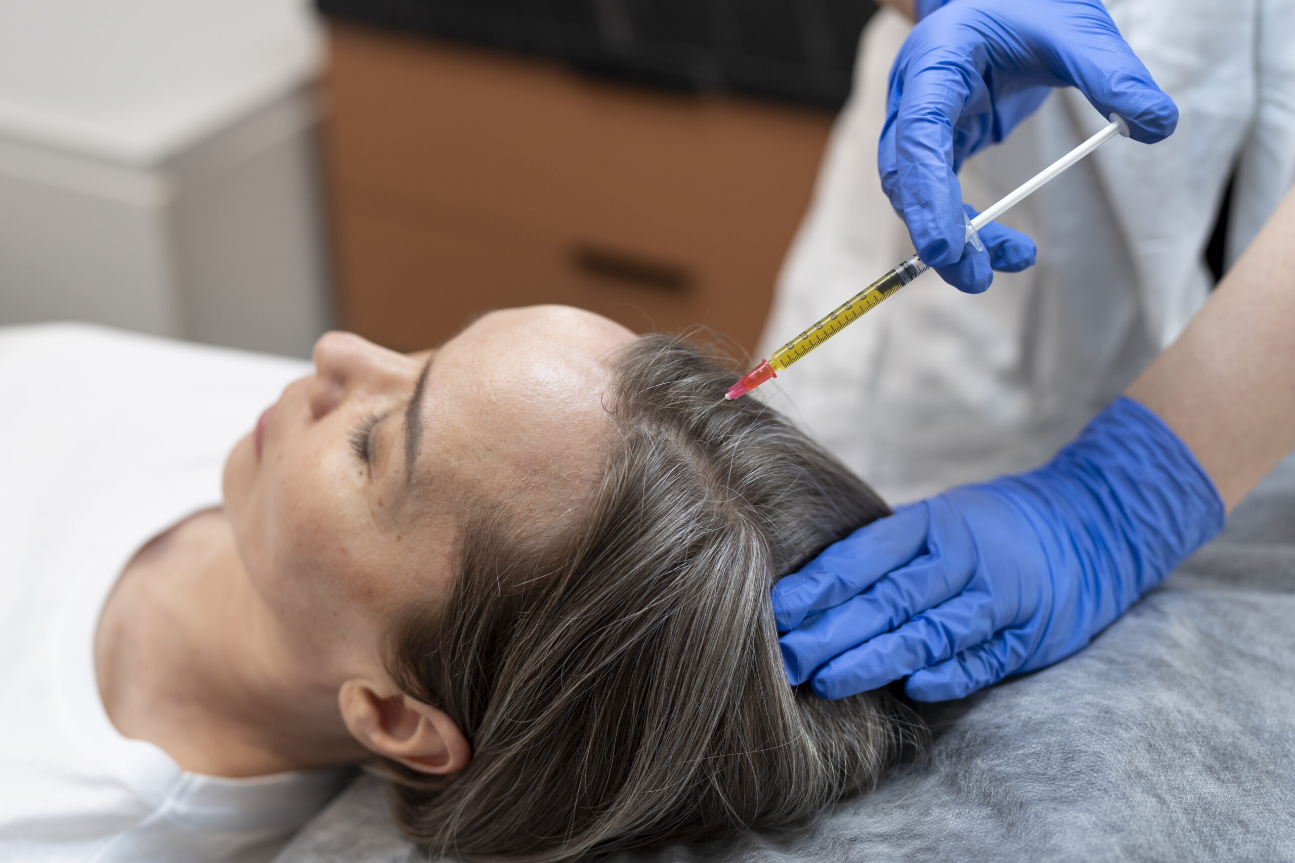 Non-surgical hair regrowth at Sumanova